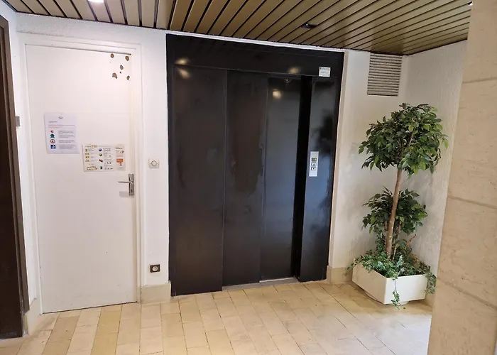 Deauville, Proche Avec Parking Prive アパート ドーヴィル