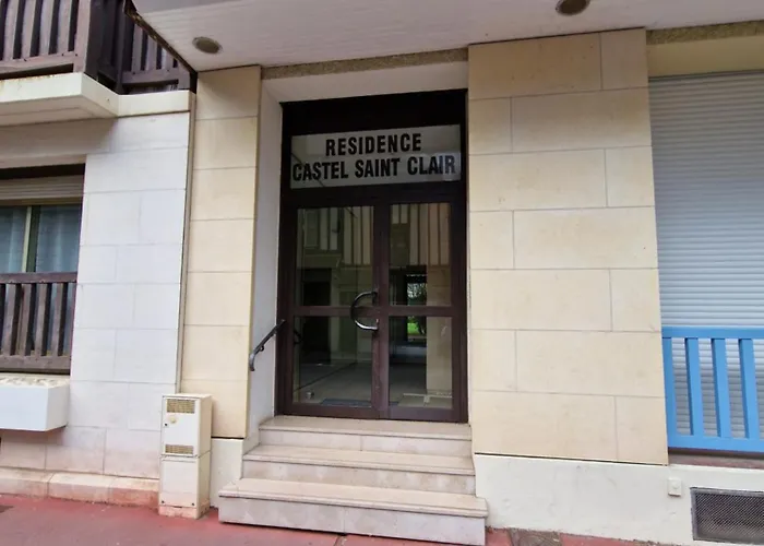 Deauville, Proche Avec Parking Prive アパート