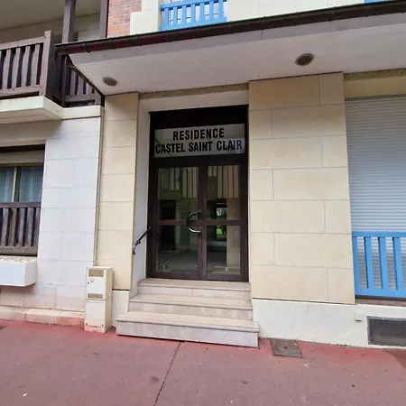 Deauville, Proche Avec Parking Privé Appartement